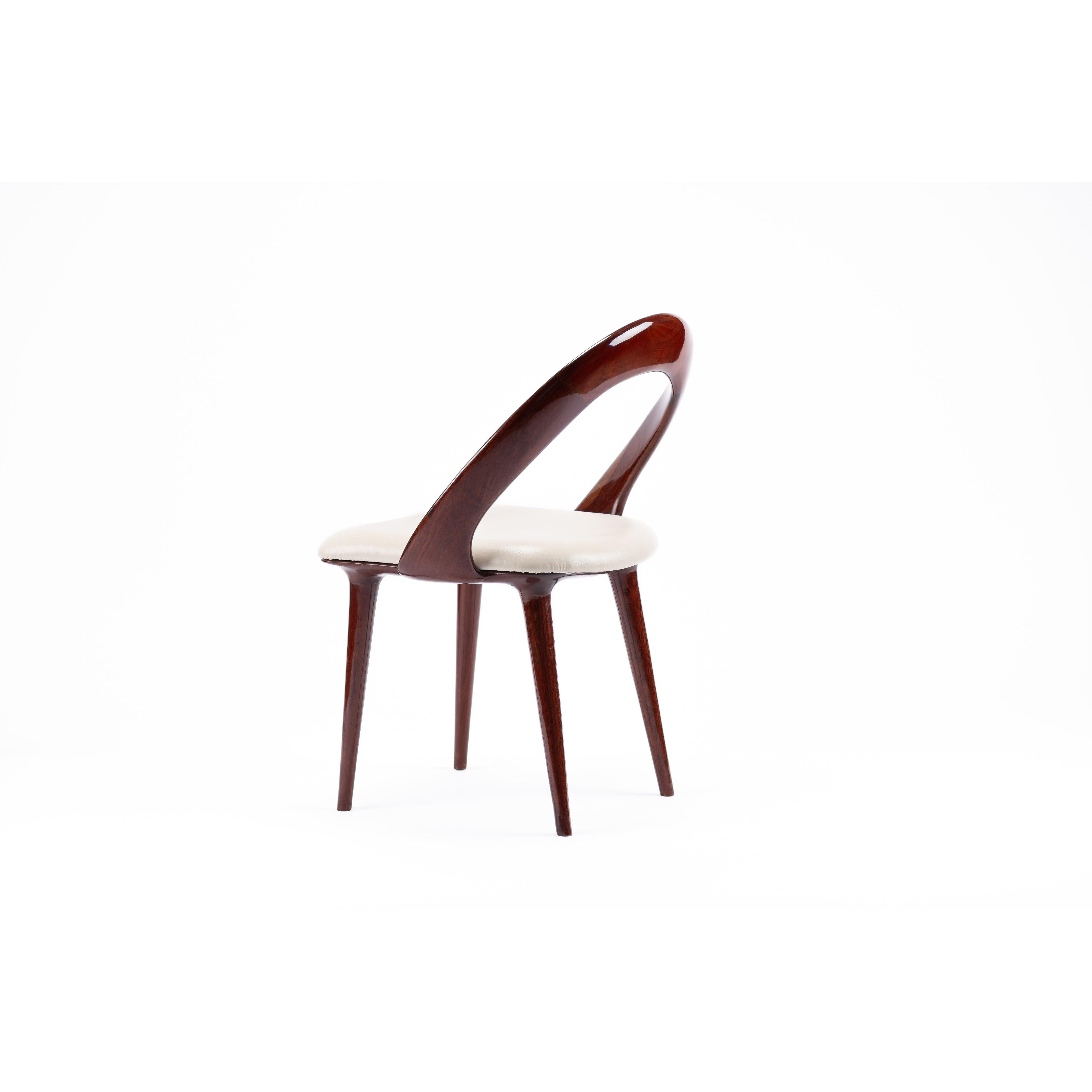 U-Dining Chair