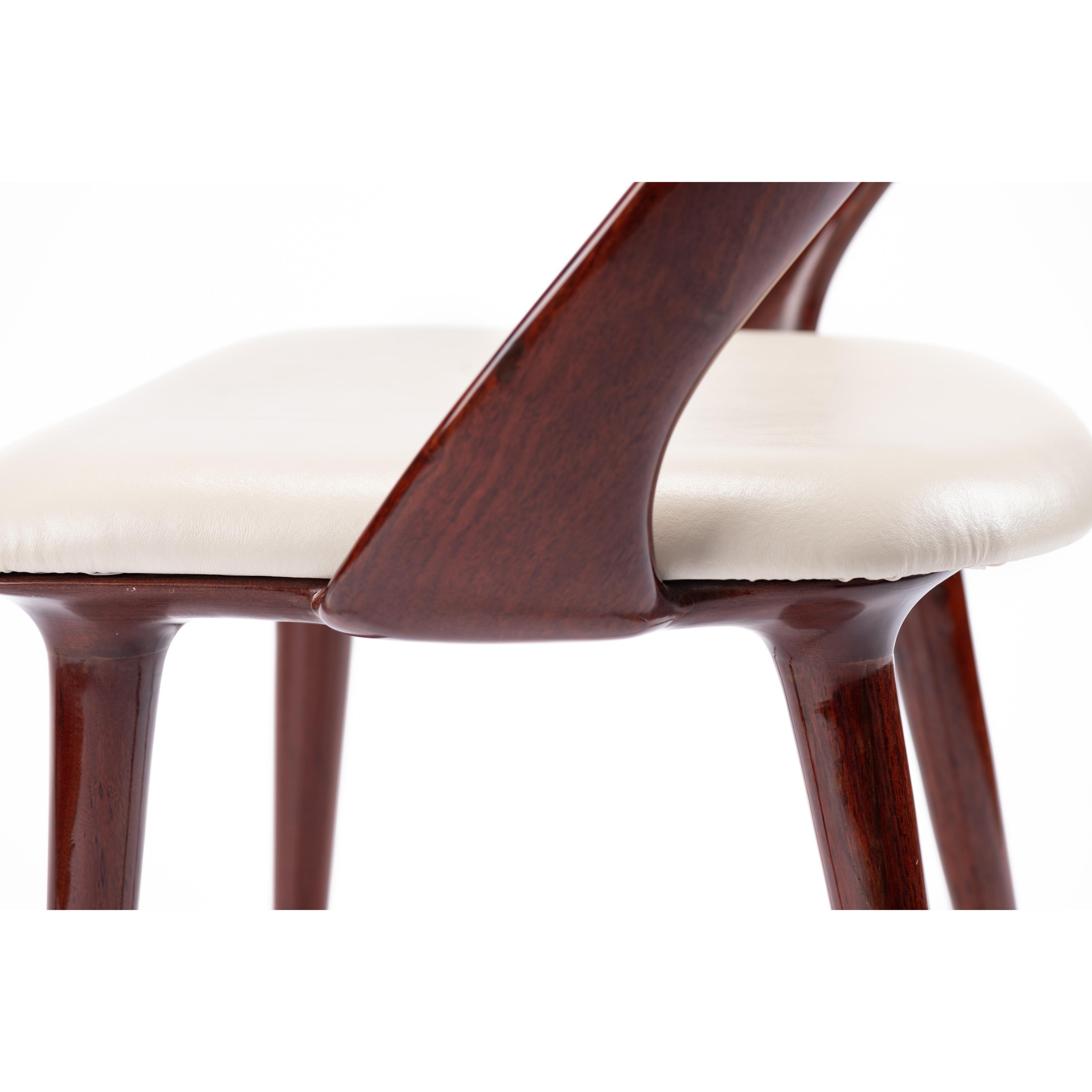 U-Dining Chair