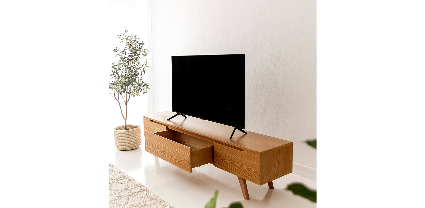 وحدة تلفزيون لوكا 