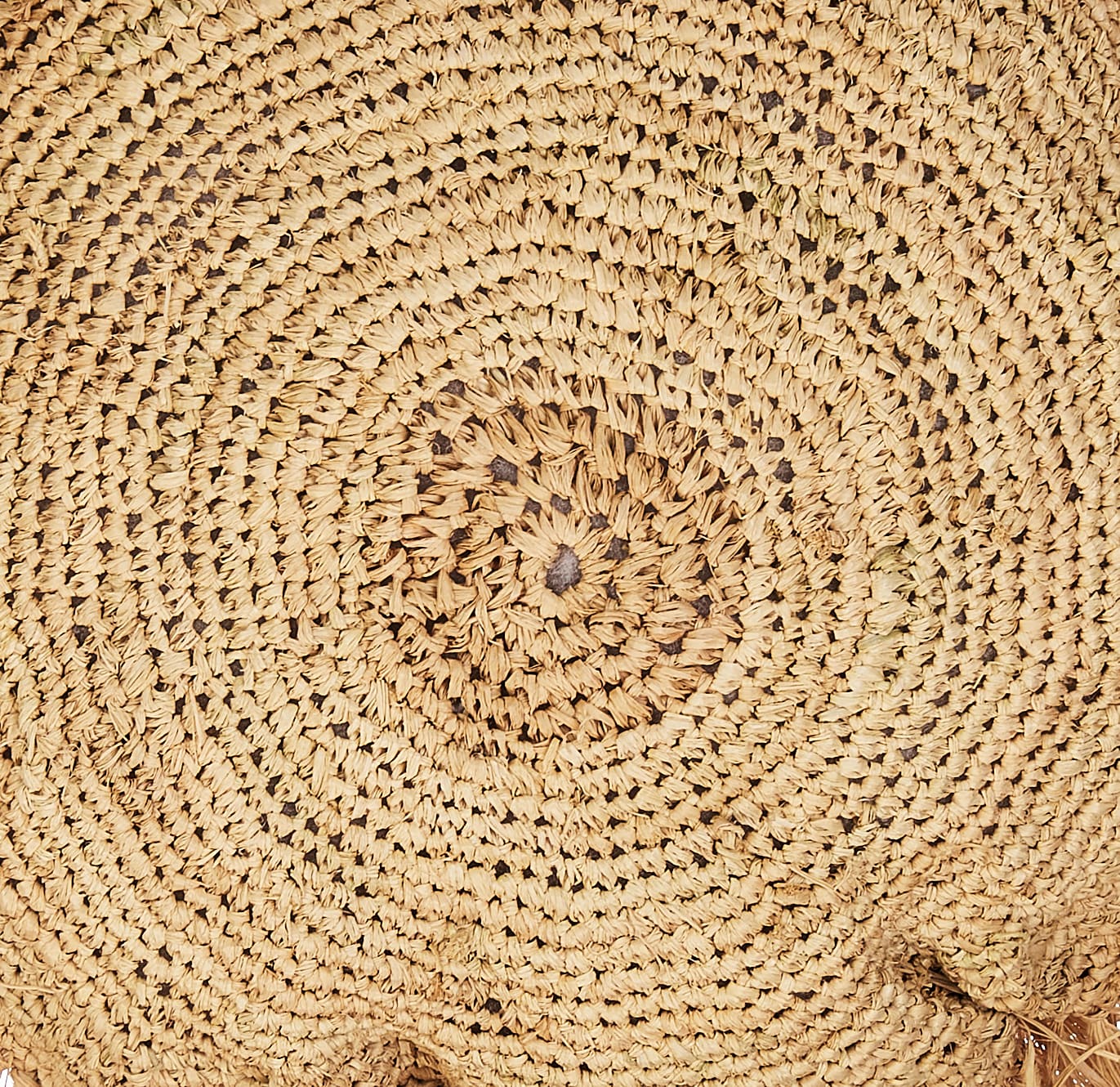 Round Raffia Cushion with Fringe
