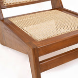 V Relaxed Chair