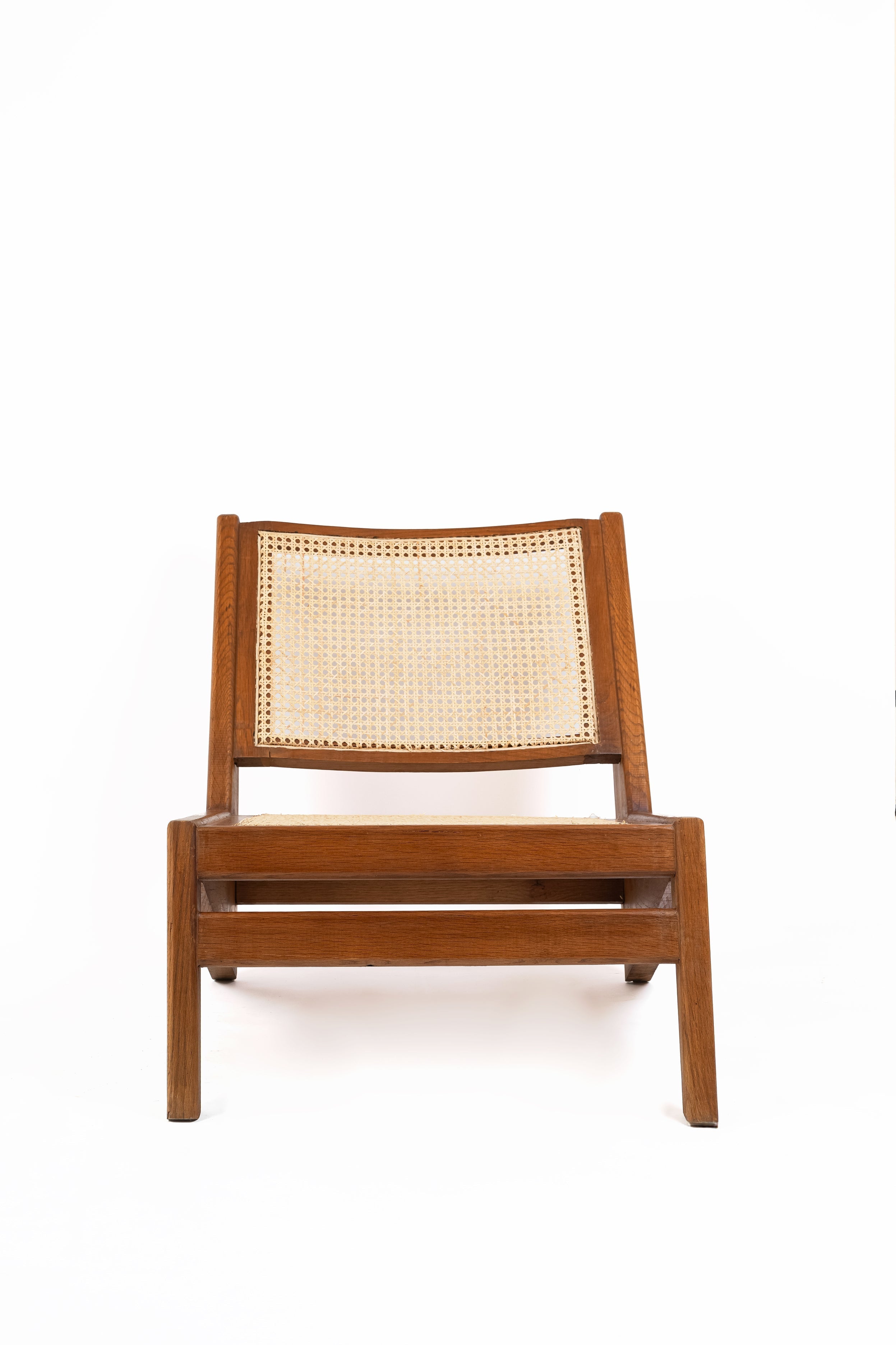 V Relaxed Chair